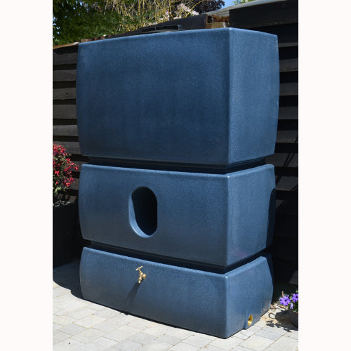 1500 Litre Pillar Water Butt with Small Footprint For Rainwater Harvesting