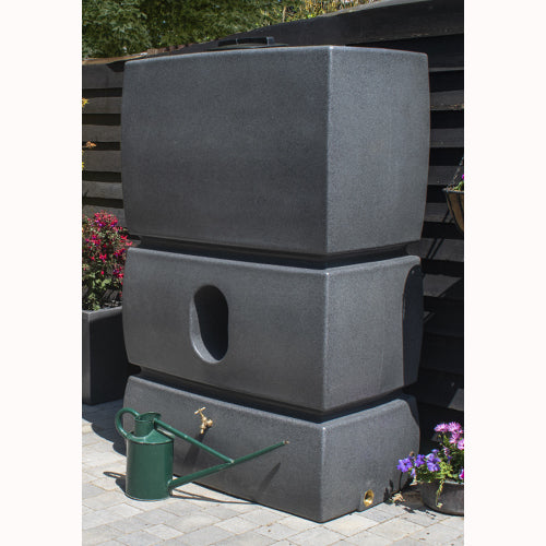 1500 Litre Pillar Water Butt with Small Footprint For Rainwater Harvesting