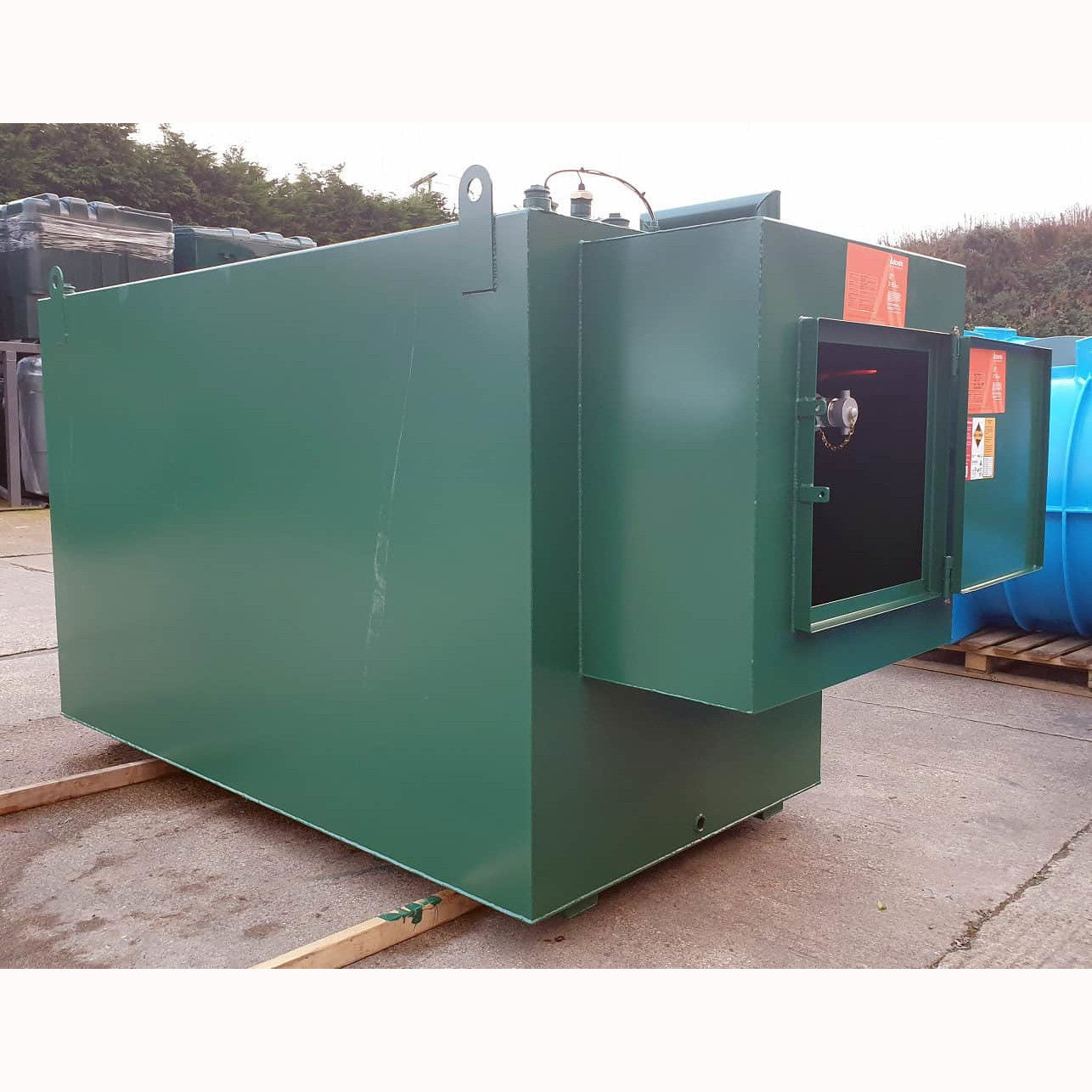 Atlantis 4500 Litre Steel Bunded Oil Tank c/w Fill Point Cabinet