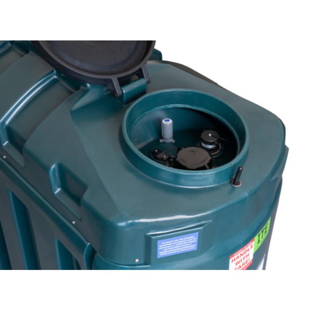 1300ITE Bunded Oil Tank Under Lid View