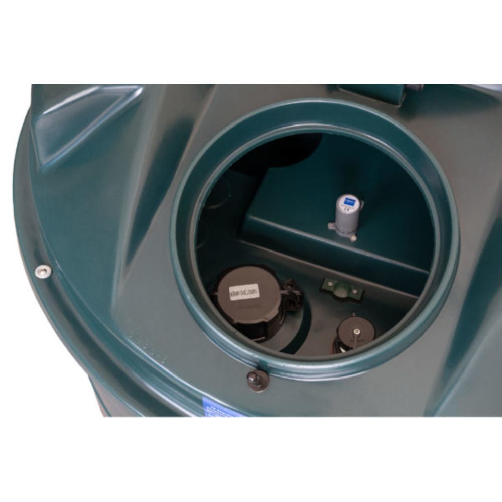 Under the Lid of a Harlequin 1450ITE Oil Tank