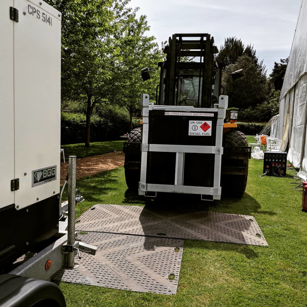 Transportable Bunded Plastic Diesel Tank - 2000 Litres